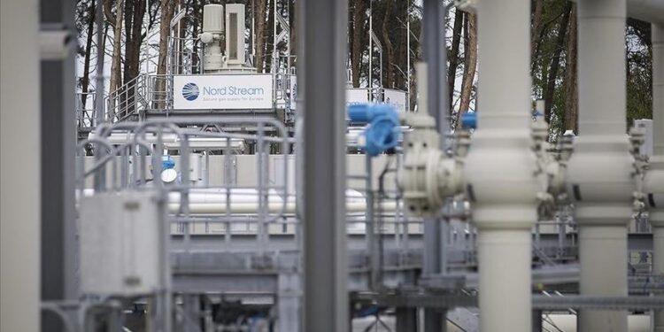 Suspected Nord Stream saboteur is a former Ukrainian spy, German media reports