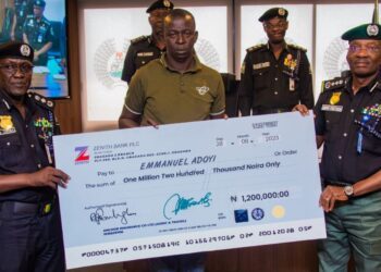 IGP Egbetokun disburses N2.2 billion cheques to families of deceased officers