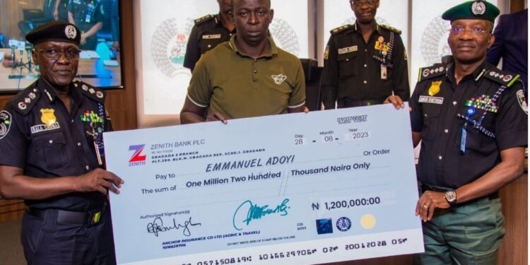 IGP Egbetokun disburses N2.2 billion cheques to families of deceased officers