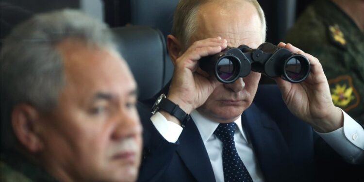 Kremlin says Putin personally supervises Russian-Belarusian joint military drill