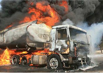 Diesel-laden tanker catches fire on Enugu-Onitsha expressway