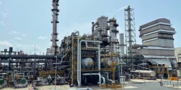 Dangote Refinery denies importing bad fuel; clarifies feedstock imports