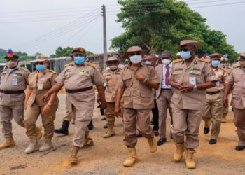 Nigeria’s immigration agency begins clampdown on foreigners with expired visas