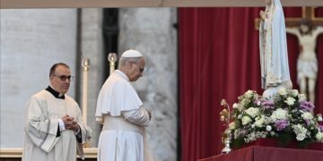 Using food as weapon is ‘cruel strategy’ denying right to life: Pope Leo