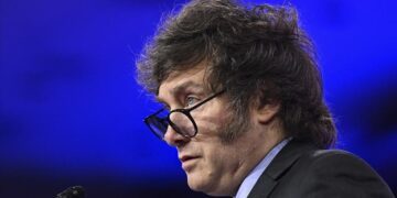 Argentina lifts ban on civilians buying, possessing semi-automatic rifles after 35 years