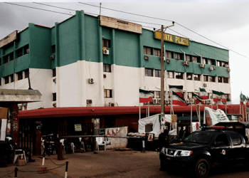 Gunshot as Wike, Bala storm PDP national secretariat