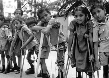 Indonesia ends polio virus type 2 outbreaks after massive vaccination drive