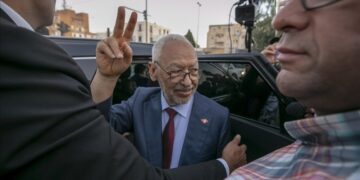 Tunisia’s Ennahdha leader Rached Ghannouchi launches hunger strike
