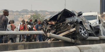 Family of three killed, others injured in Lagos auto crash