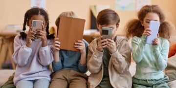 Millions of under-16 Australians lose access as social media ban takes effect