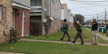 US to deport more Iranians back to Iran: Report