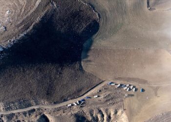 Libyan military delegation examining wreckage of crashed jet in Ankara