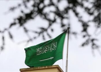 Saudi Arabia bombs Yemen port over weapons shipment, warns Abu Dhabi