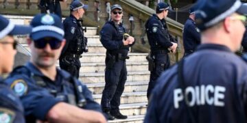 Men arrested in Sydney with ideological links to Bondi shooters