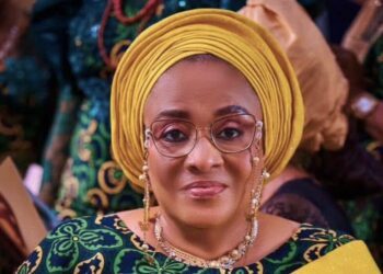 Tinubu’s ambassador Florence Ajimobi vows 2027 election in Oyo ‘will be war,’ boasts of federal might