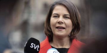 Baerbock urges early, gender-balanced nominations for next UN chief