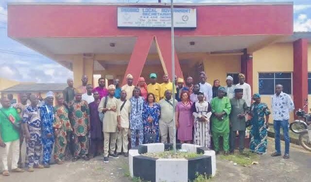 Few Osun council workers resume after 11 months