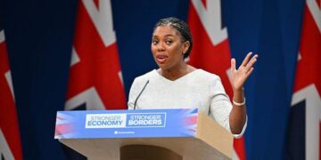 Greenland: Kemi Badenoch backs Starmer on Trump’s tariffs, crusade to seize Denmark territory