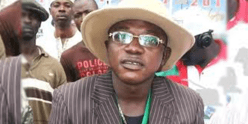 Court proceedings halted as ex-NURTW linchpin ‘Auxiliary’ collapses in Ibadan