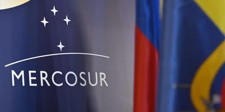 EU, Mercosur bloc sign trade agreement in Paraguay