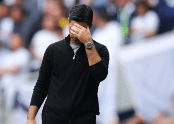 Title race setback for Arsenal as Gunners bottle two-goal lead in draw with Wolves