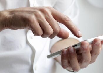 Experts warn AI-generated passwords may expose users to security risks