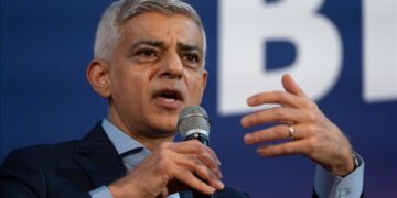 London mayor says UK premier right to resist Trump pressure to join Iran strikes