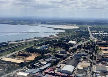 Mozambique floods kill 18 as heavy rains continue