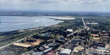 Mozambique floods kill 18 as heavy rains continue