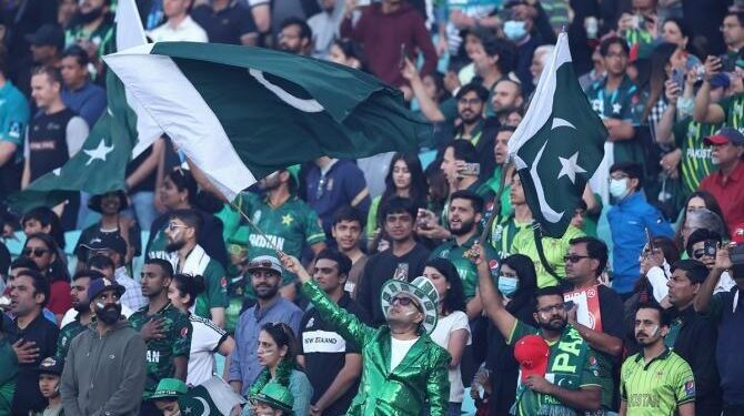 Pakistan bars fans from cricket league over energy crisis