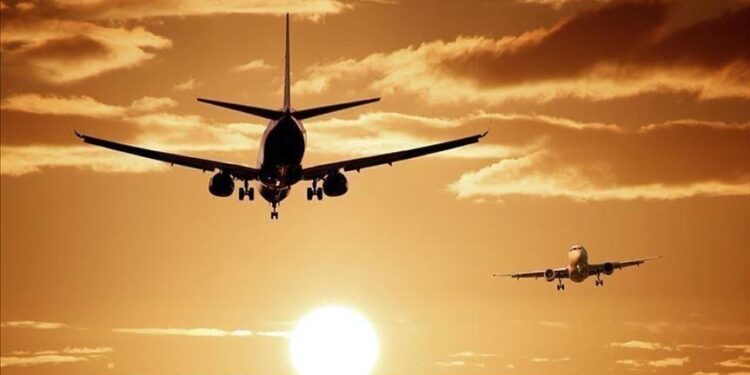 Emirates, Etihad Airways resume limited flight operations