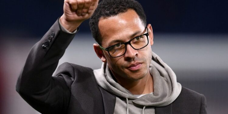 Chelsea sack head coach Liam Rosenior