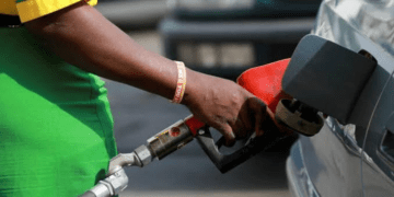 Tinubu govt clueless, incompetent; mismanaging Nigeria’s petrol resources: Former U.S. Ambassador
