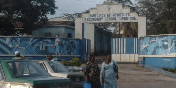 31 hospitalised, stabilised after inhaling suspected chemical odour in Ogun school