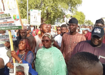 APC reps aspirants in Adamawa protest over alleged imposition of candidates