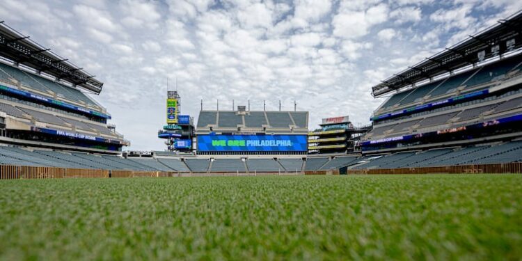 Meet Lincoln Financial Field set for football’s biggest showdown
