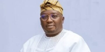 Gunmen kidnap ex-power minister Adelabu’s sister, nephews