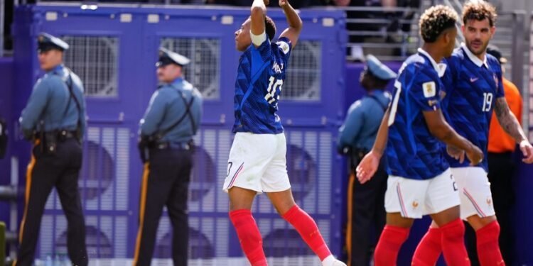 France’s Bleus seal the deal with Mbappe in 2nd half against Senegal’s Lions of Teranga