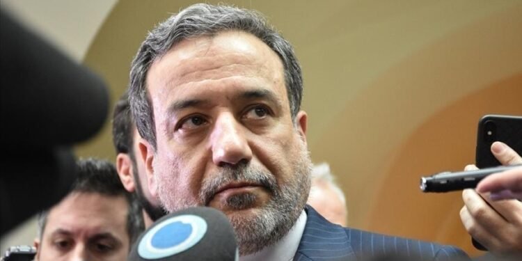 Iranian, Saudi foreign ministers discuss US negotiations, regional developments