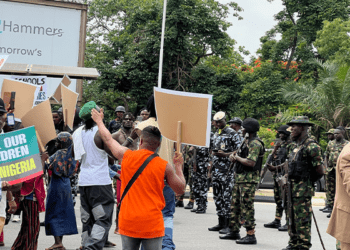 Protesters converge on Abuja, seek Oyo pupils, teachers’ safe return amid heavy security around Aso Villa