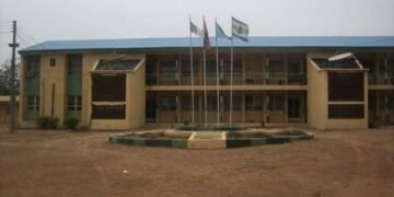 Ibadan: Public schools shut down as teachers comply with NUT directive