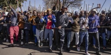 Mozambique completes repatriation of 7 ‘xenophobic’ attack victims from South Africa