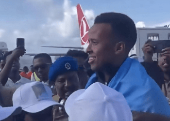Somali referee Omar Artan returns home to hero’s welcome after U.S. entry denial for World Cup