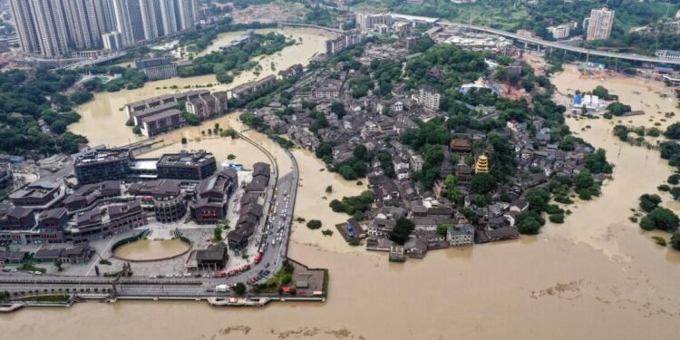 15 people killed in China’s flooding after torrential rainfall