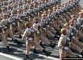Iran warns US would face heavy fire in any ground offensive