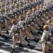 Iran warns US would face heavy fire in any ground offensive