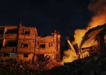 Kuwait says Iranian strikes hit key oil facility