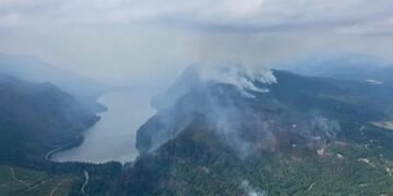 More than 20,000 forced to evacuate amid Canada wildfires