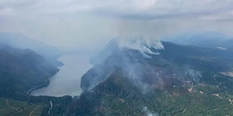 More than 20,000 forced to evacuate amid Canada wildfires