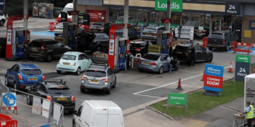 UK drivers steal £200,000 of fuel from petrol stations daily since Iran war